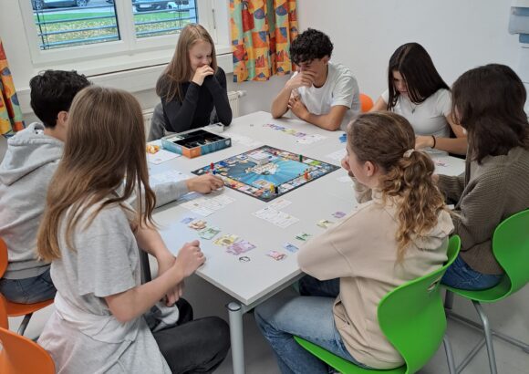 Wirtschaftsspiel mit der HAK Ried