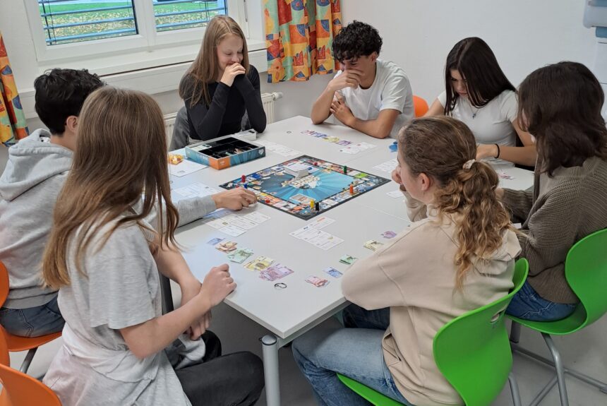 Wirtschaftsspiel mit der HAK Ried